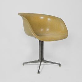 Eames La Fonda Chair