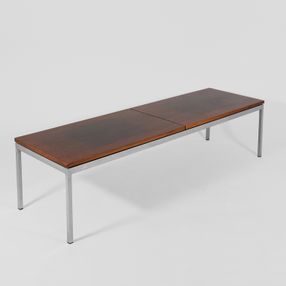 Knoll Bench